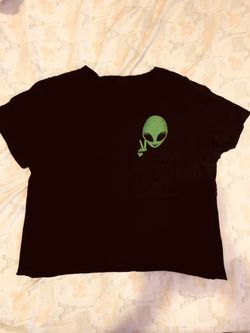 Cropped alien T -shirt 👽✌️