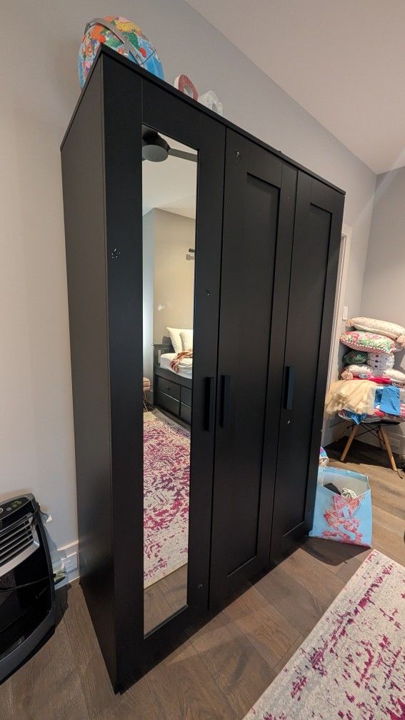 Ikea Closet With Mirror