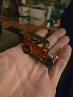 Hot Wheels Redline Classic Woody Die-Cast Car