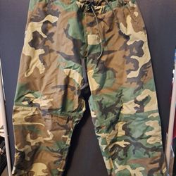 USGI Gore-Tex Trousers Cold Weather Woodland Camo Mens  Medium Regular