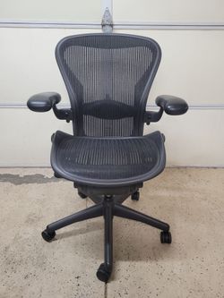 Herman Miller Aeron Size B Computer Desk Ergonomic Task Office Chair, Lumbar Pad