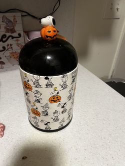 Snoopy Halloween Cookie Jar New