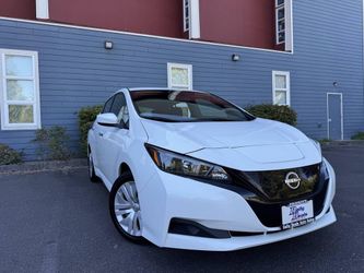 2025 Nissan LEAF
