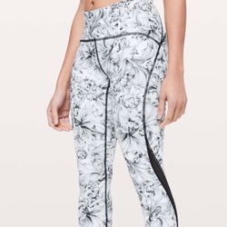 Lululemon | Floral | Train Times | Leggings |  25" inseam | Size 10