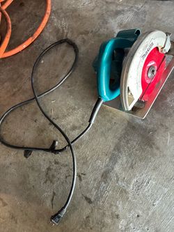 Makita Corded Circular Saw
