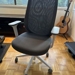 Office chair - Poppin (Modern Desk Chair - Grey)