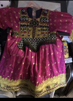Kids tradition dress $30