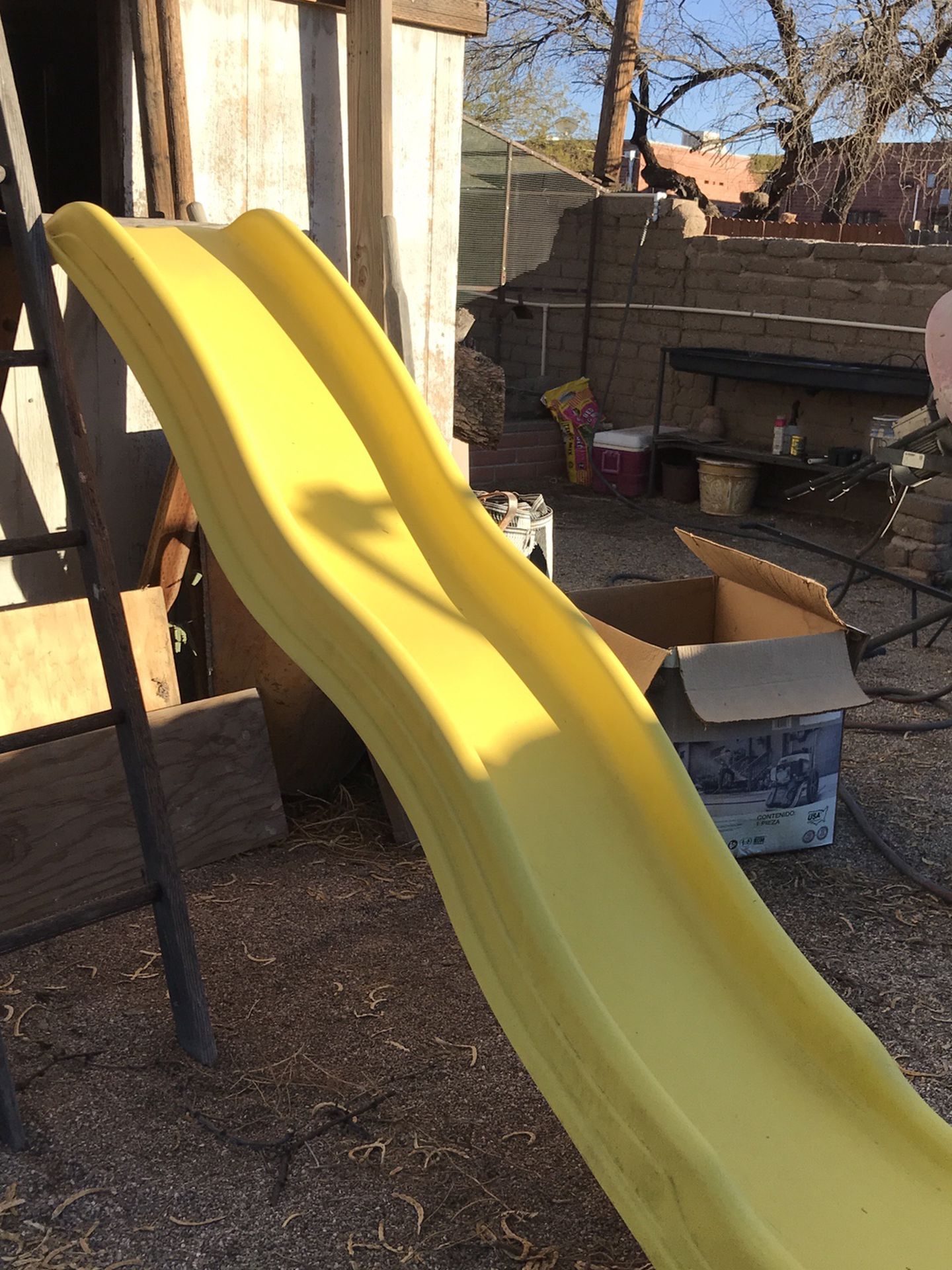 Free yellow slide