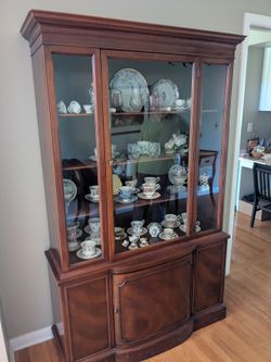 Curio cabinet