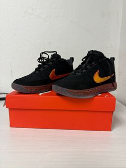 Nike Book 2 - M5