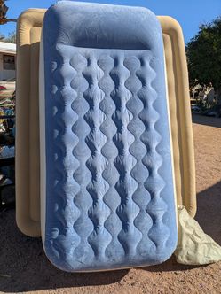 Twin Size Air Mattress (NEW)