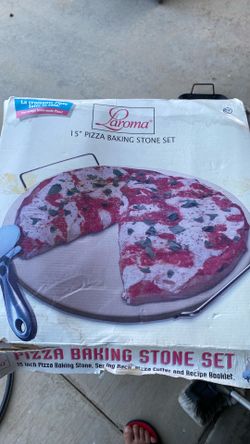 Pizza baking stone set