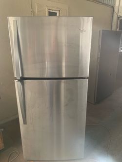 Fridge Whirlpool good condition 90 days warranty Refry Whirpool buenas Condiciones 90 dias de Garantia