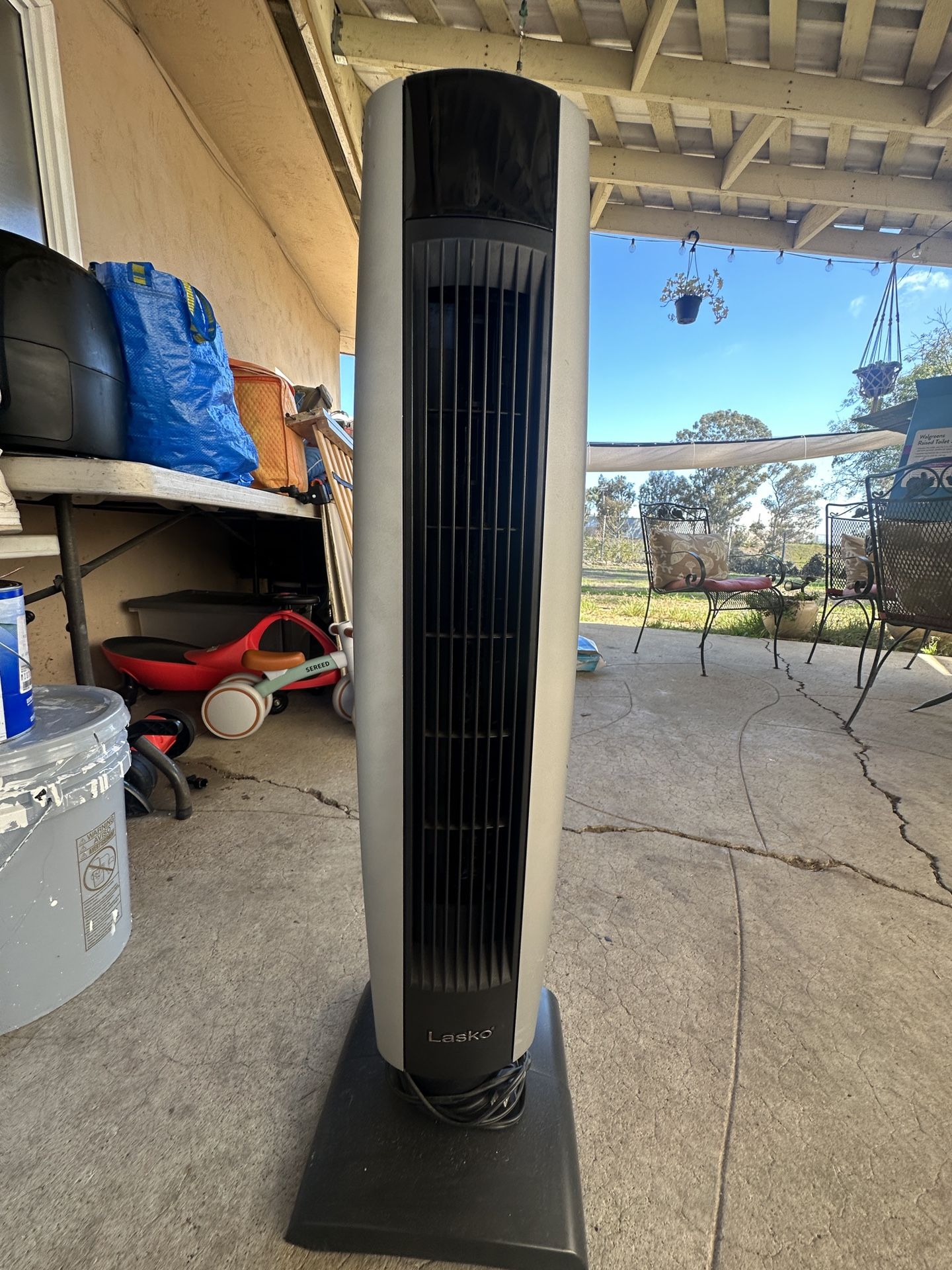 LASKO 36’ OSCILLATING  TOWER FAN