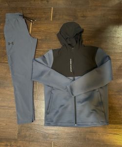 Ua jacket , Ua sweats medium
