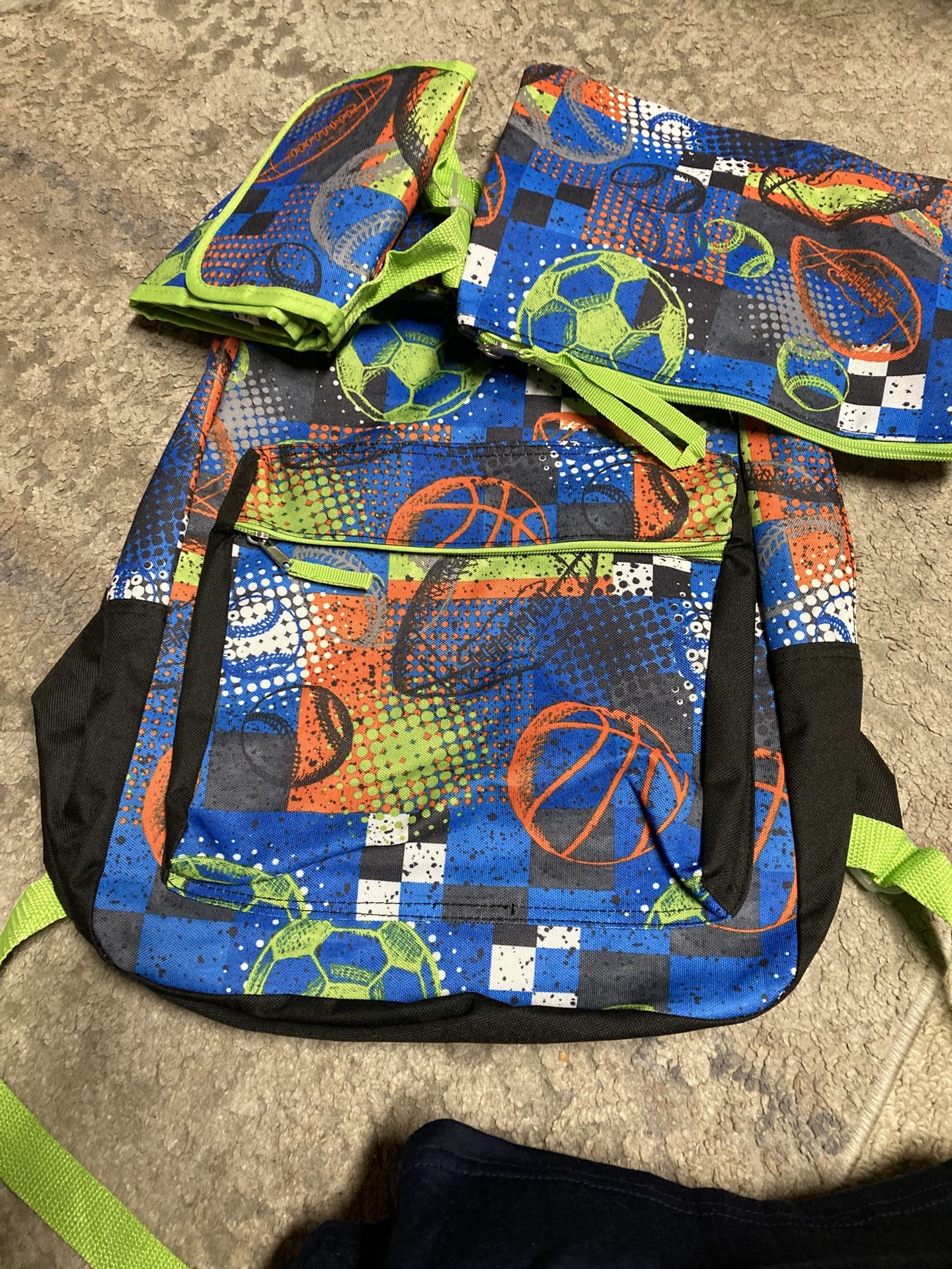 New Backpack 18”