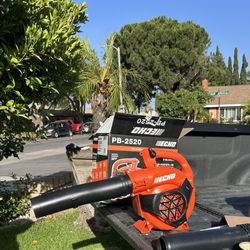 ECHO Leaf Blower