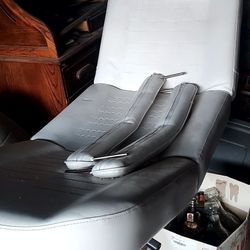 Massage Or Tattoo Chair / Cosmetic Chair