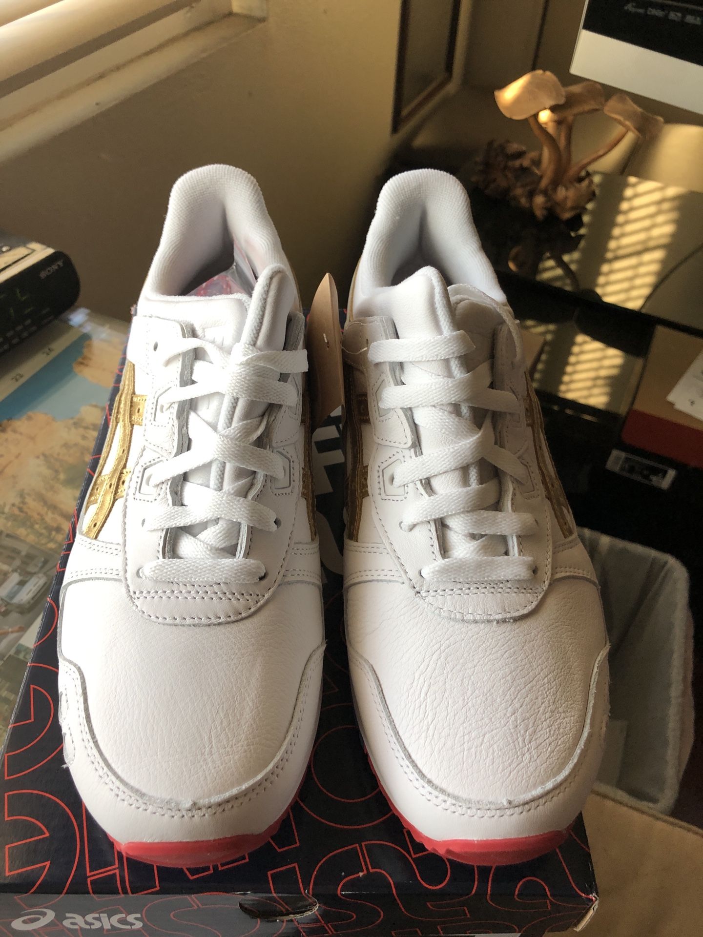 Ronnie Fieg Asics Gel-Lyte III Super Toyko Trio Super Gold