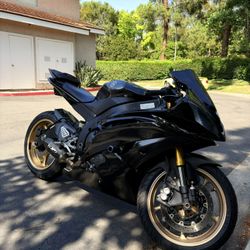 Yamaha YZF - R6