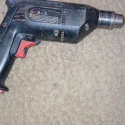 ELECTRIC DRILL (PLUG IN)