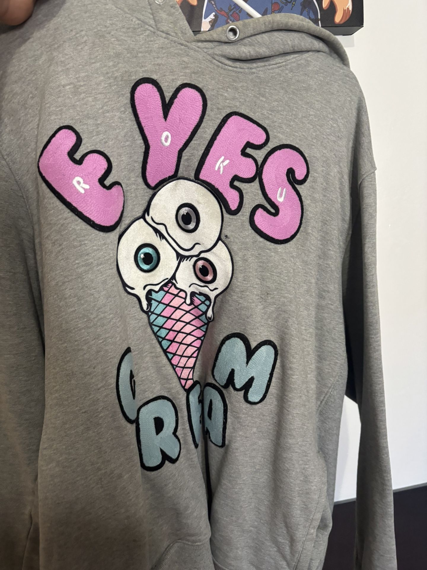 Eyes Cream Hoodie