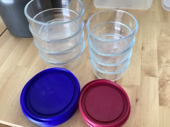 Pyrex glass food storage containers