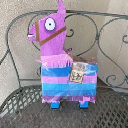 Fortnite Jumbo Loot Piñata