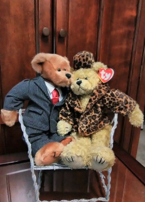 TY Bears Isabella Puttin' on the Ritz Couple.
