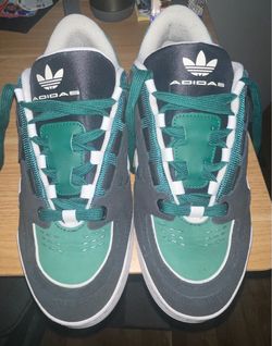 Adidas Sneakers 10.5
