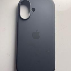 Apple iPhone 16 Silicone Case with MagSafe