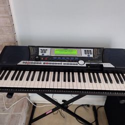 YAMAHA PSR 540