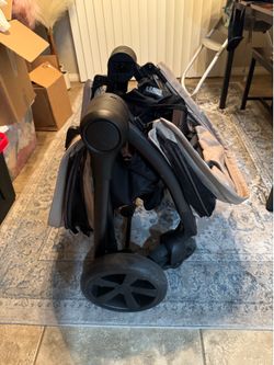 Barely Used Graco Ready2Roll Stroller Wagon – $150