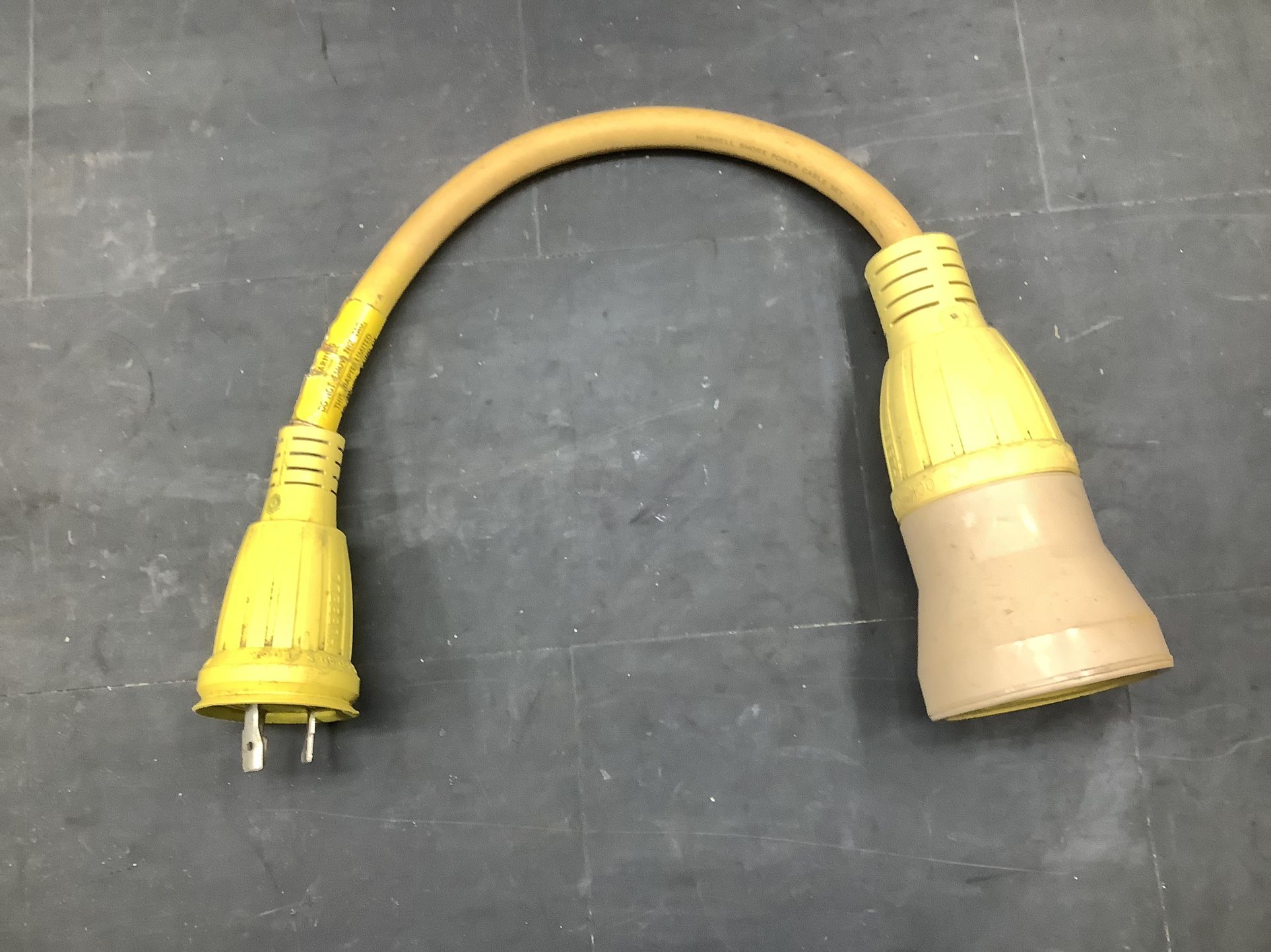 Hubbell 30A To 50A (125 Volt) Adapter