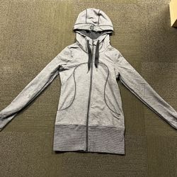 Lululemon Sweatshirt 