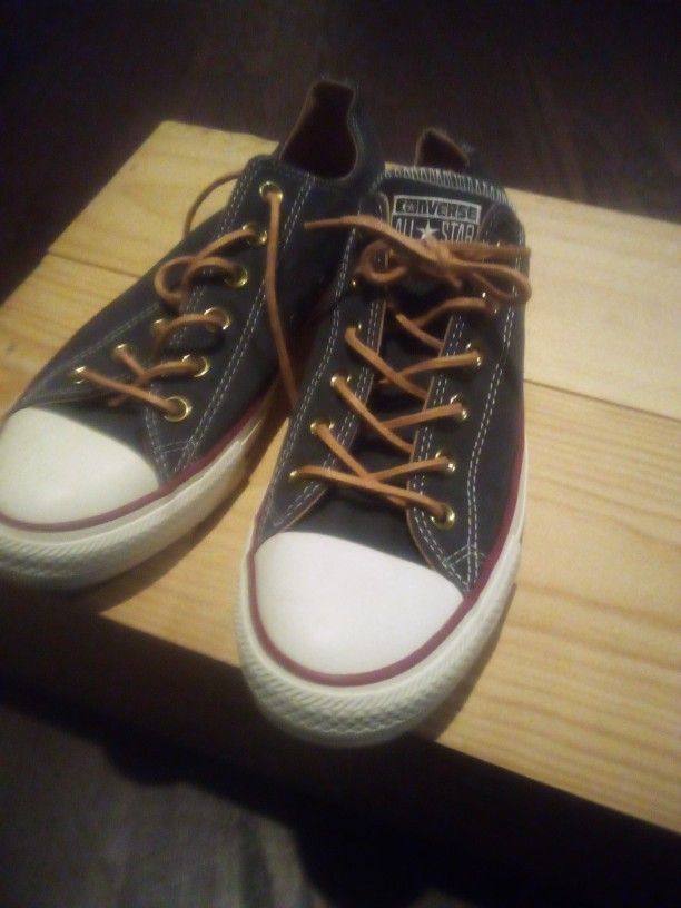 Converse All Stars Vintage Look Size 8 1/2