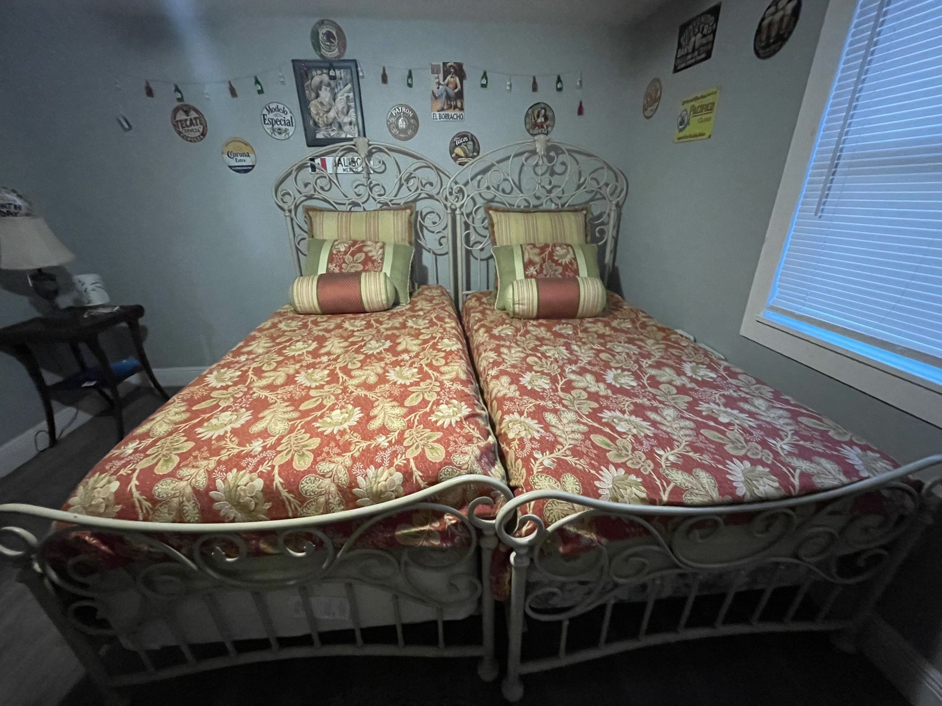 2 Twin Metal Frame Beds