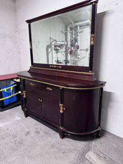 Versace China Cabinet With Mirror