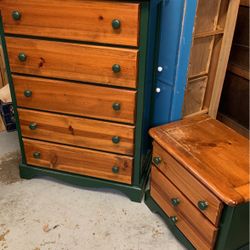 Dresser Set