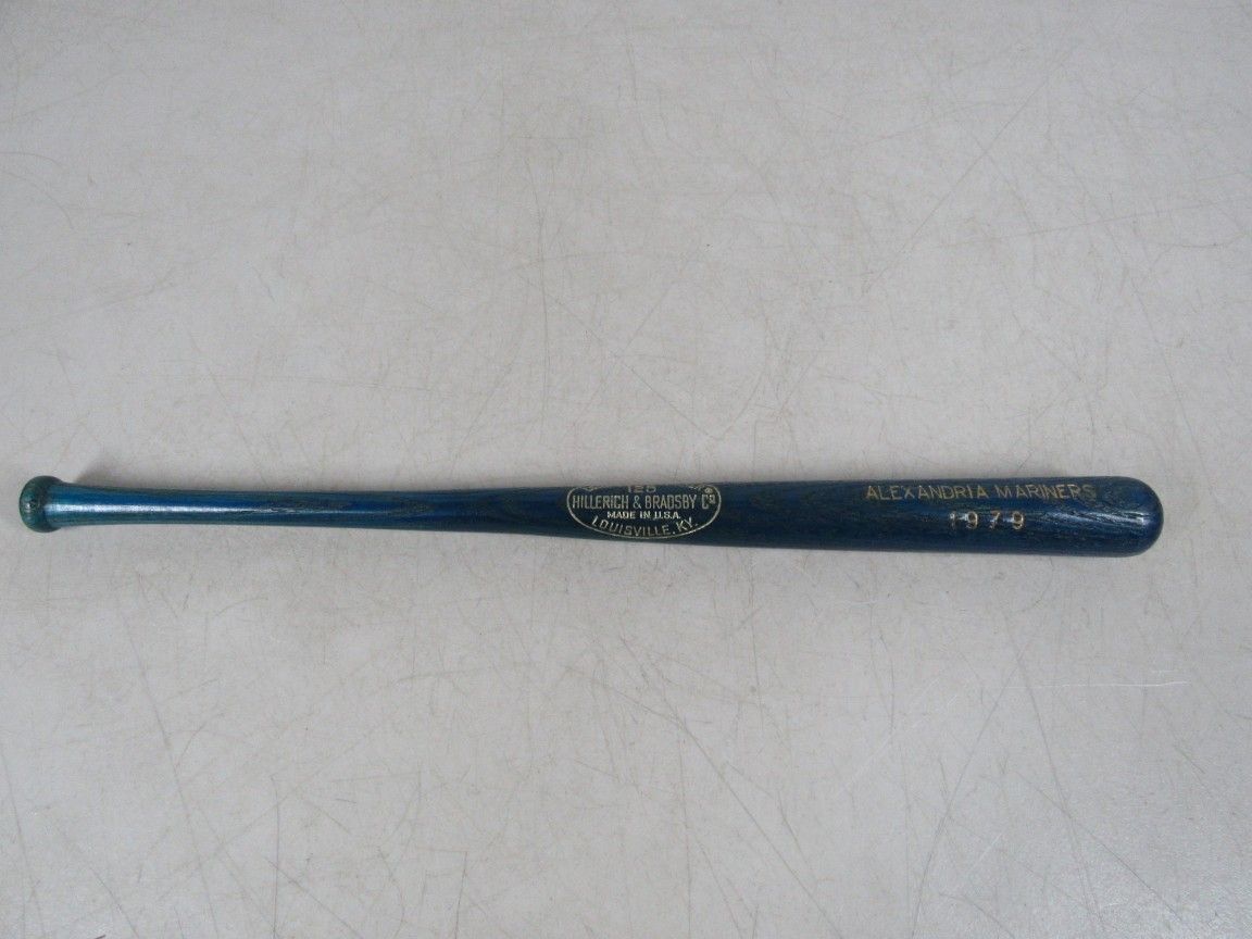 Alexandria Mariners 1979 Vintage Louisville Slugger 125 Souvenir Bat