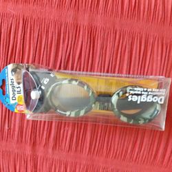 Doggles Medium Size 20-60lbs