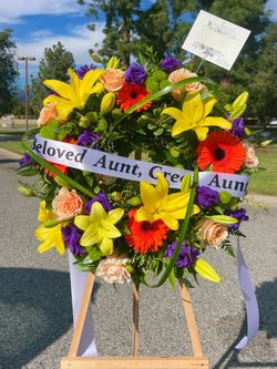 Radiant Remembrance Wreath