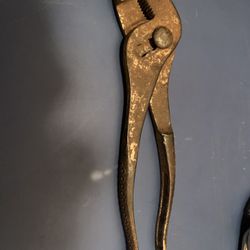 Vintage Snap-On “Vacuum Grip" No.62: 8 Inch Angle-Nose Pliers