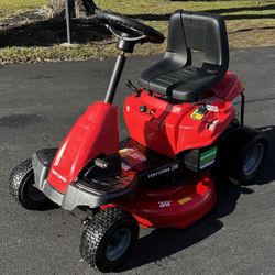 Craftsman R-110 Riding Mower. 30” Cut Low Hours. New Battery