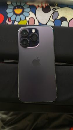 Iphone 14 Pro (black & purple option)