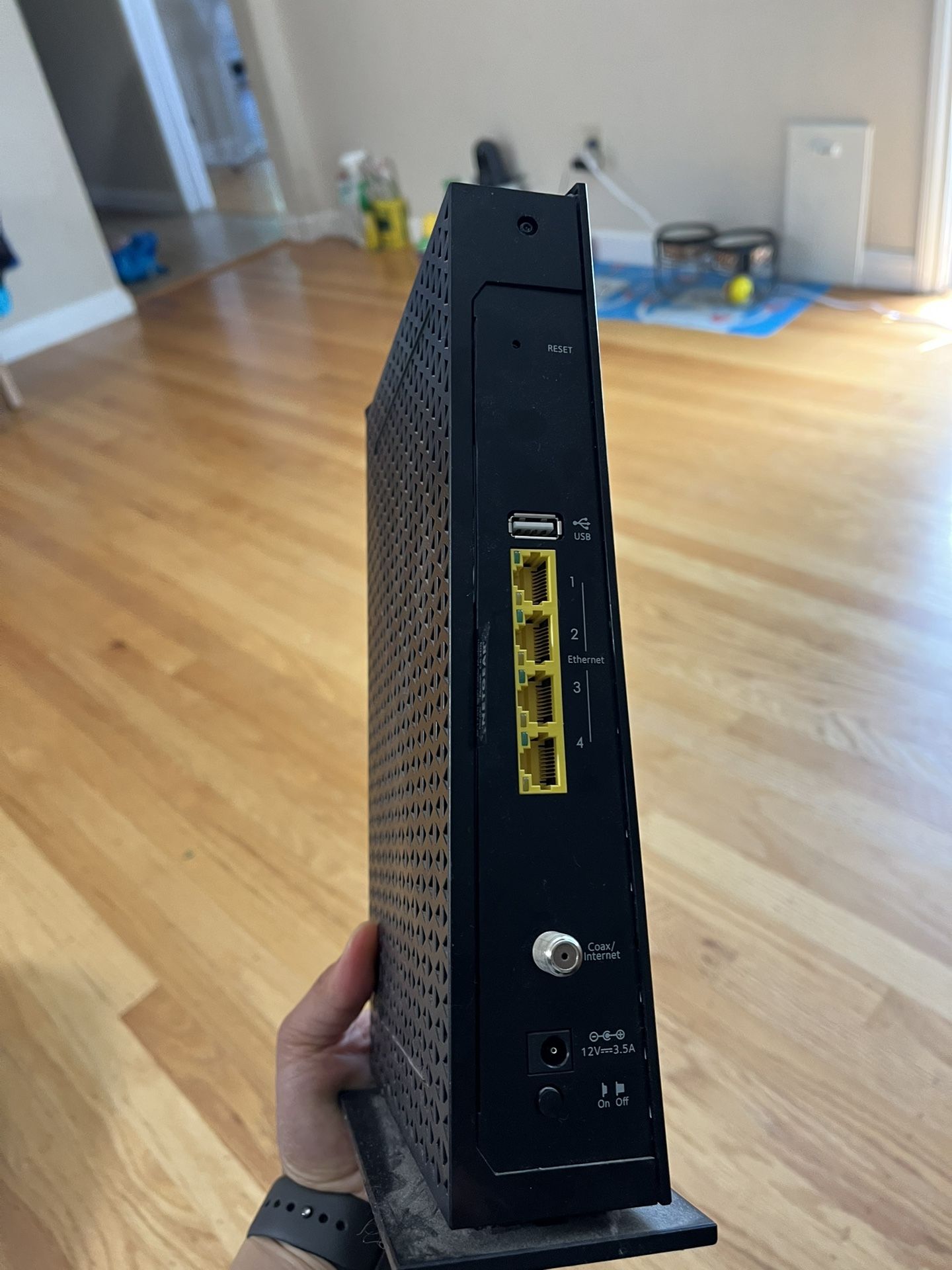 Netgear AC1750 Model C6300 Cable Modem/router