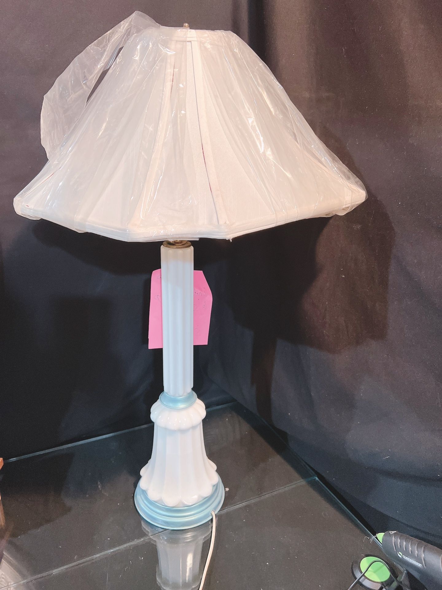 Vintage Table Lamp With Shade 