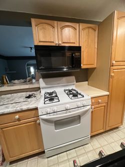 White stove