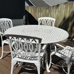 Cast Iron White Patio Set