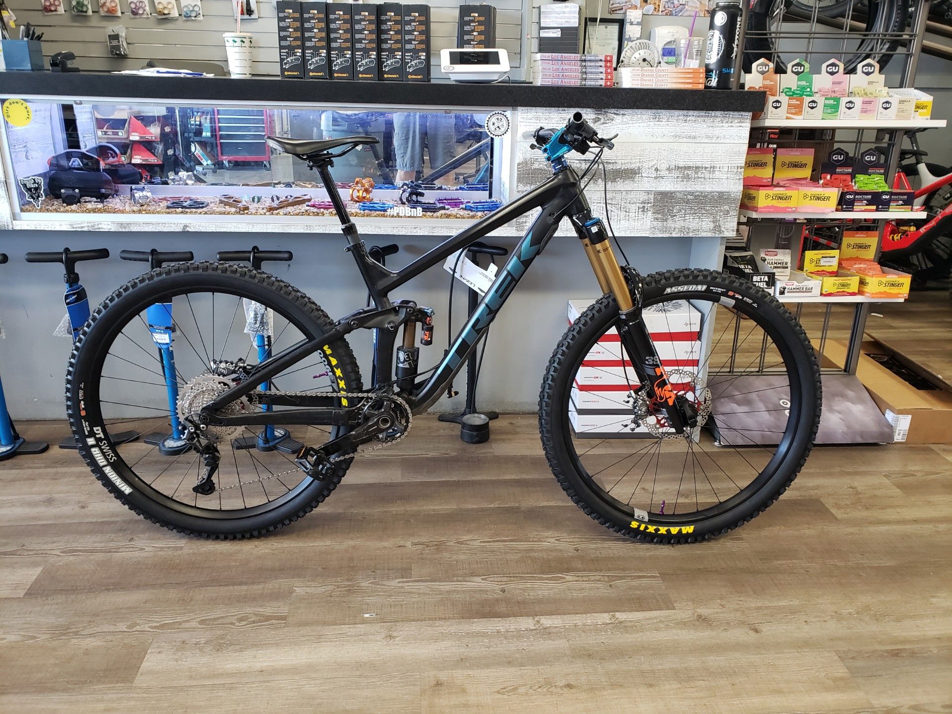 Trek Slash
